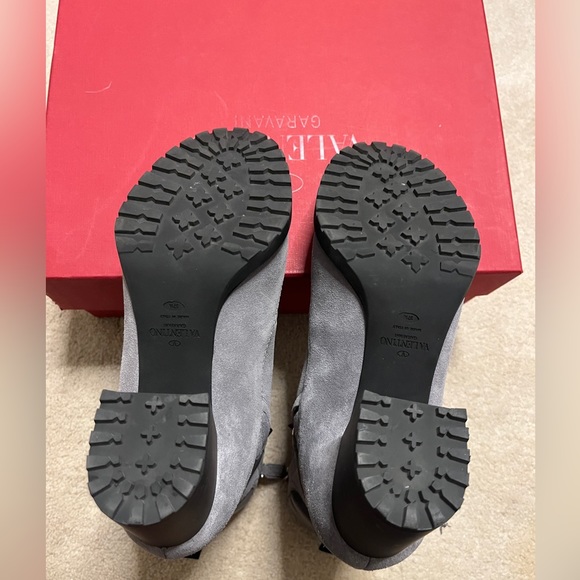 Valentino Garavani block heel suede combat boot - Picture 3 of 8